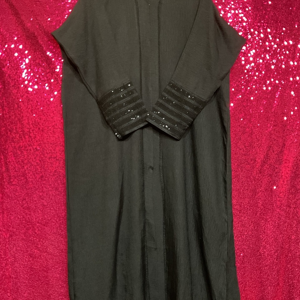 Elegant Black Sequin Sleeve Dress